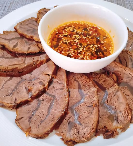 Braised Beef Shank（卤牛腱）